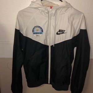 Nike Windbreaker Women’s Jacket